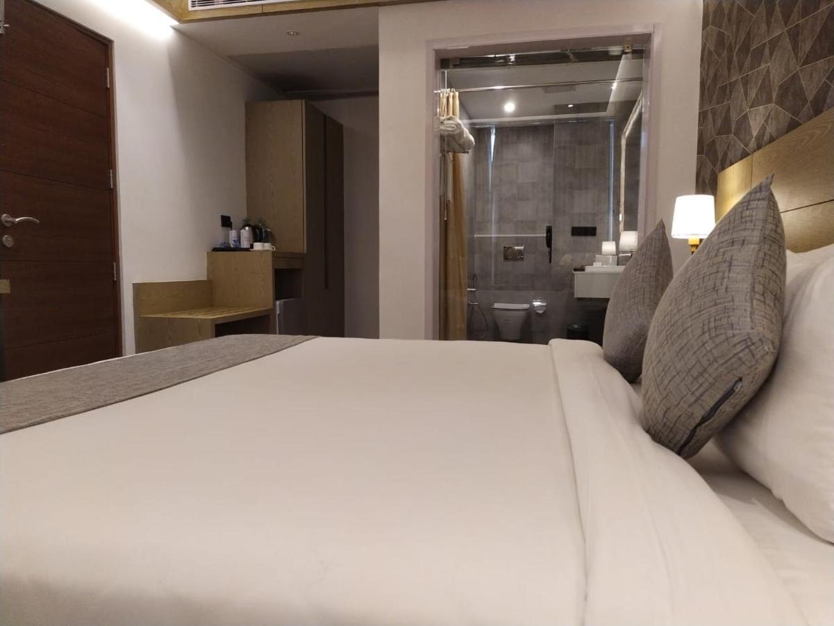 מלון Mothimahal Residency Thrissur מראה חיצוני תמונה